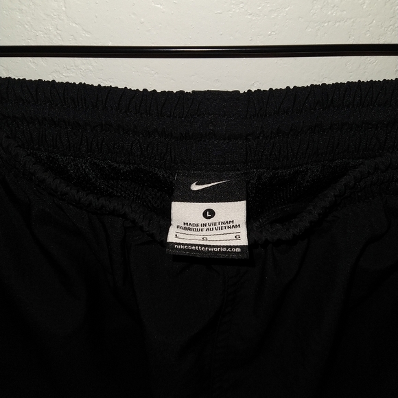 Nike Black Sweatpants - Picture 4 of 5